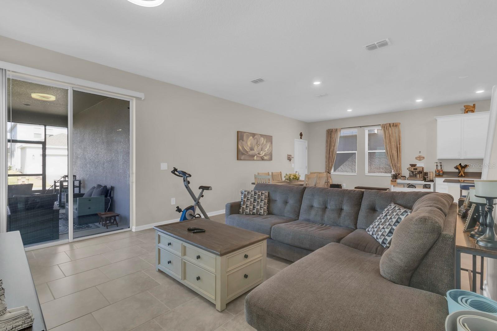 PINE GLEN PH 4 - Residential