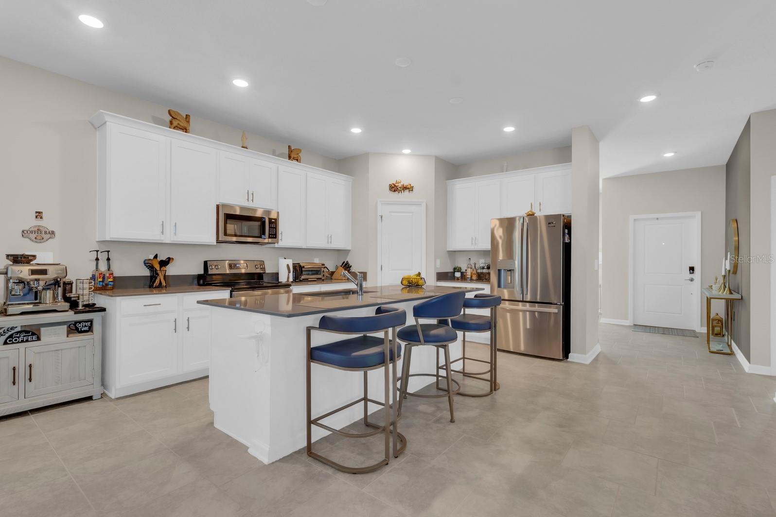 PINE GLEN PH 4 - Residential