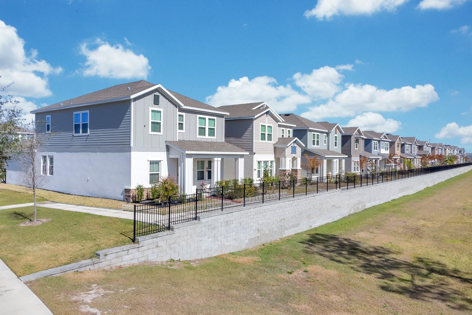 PINE GLEN PH 4 - Residential