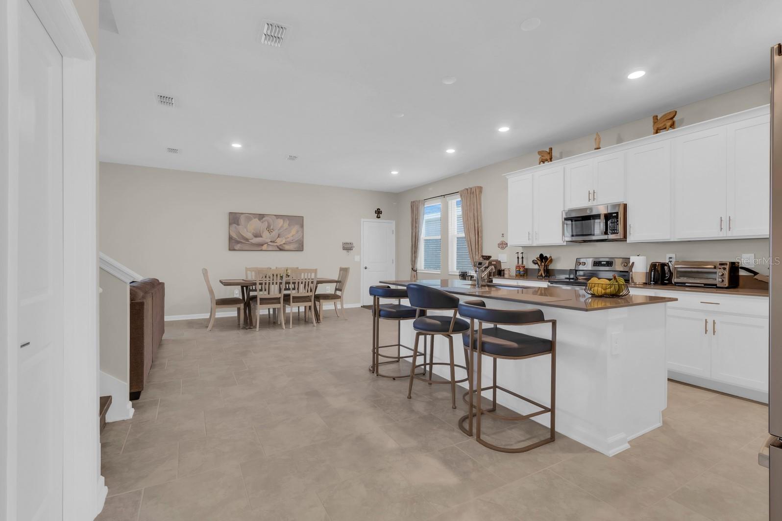 PINE GLEN PH 4 - Residential