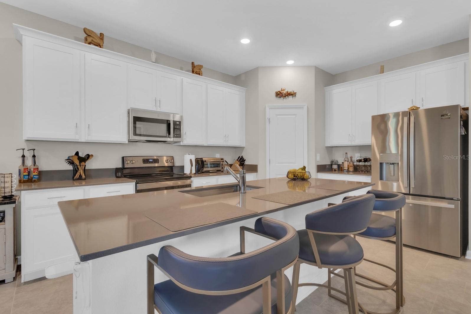 PINE GLEN PH 4 - Residential