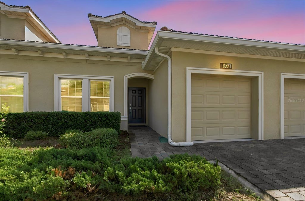 Photo of 1071 Quaker Ridge Lane, Davenport, FL 33896 (MLS # A4709328)