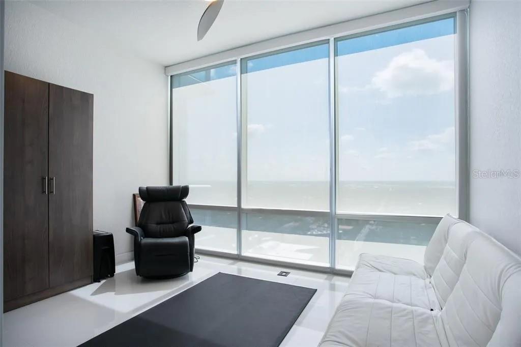 VUE/LK EOLA - Residential Lease