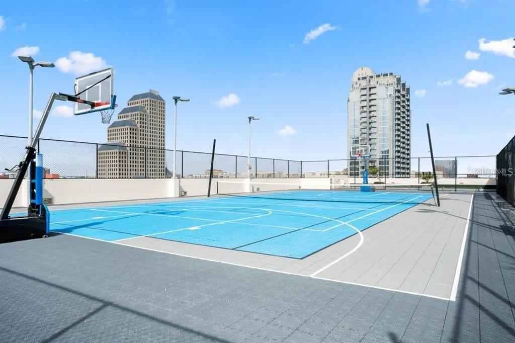 VUE/LK EOLA - Residential Lease