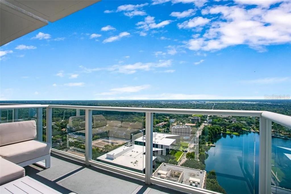 VUE/LK EOLA - Residential Lease