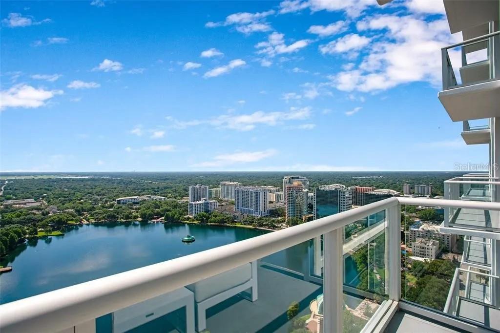 VUE/LK EOLA - Residential Lease