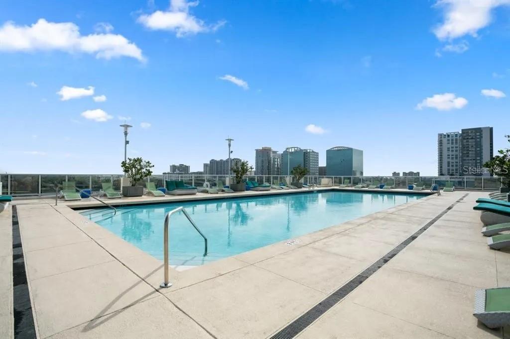 VUE/LK EOLA - Residential Lease