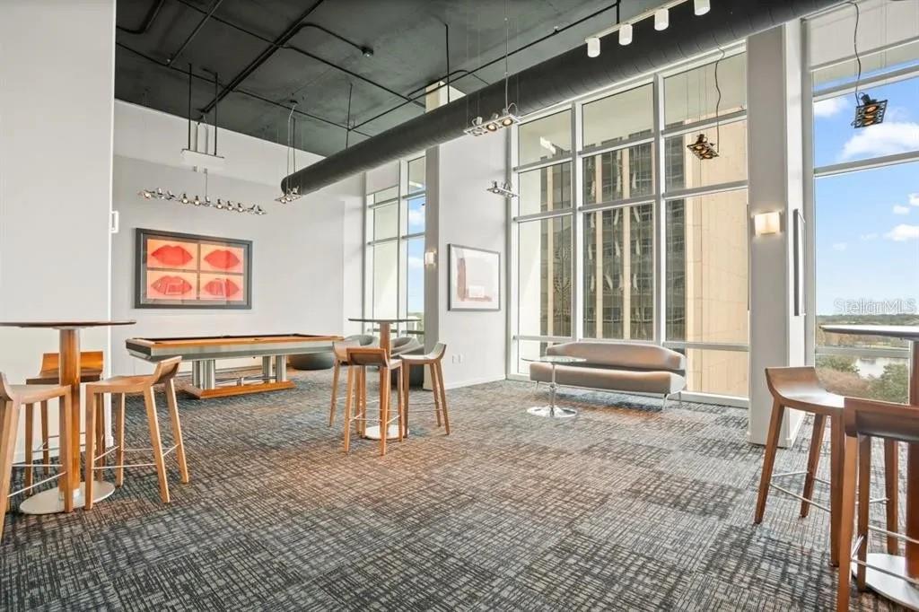 VUE/LK EOLA - Residential Lease