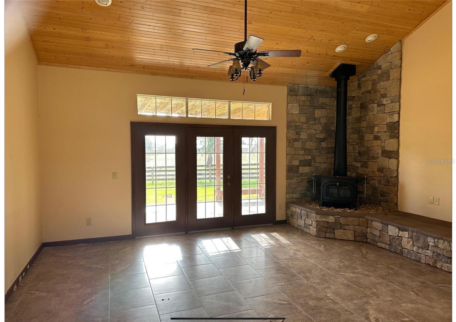 FAIRFIELD FARMS - Residential