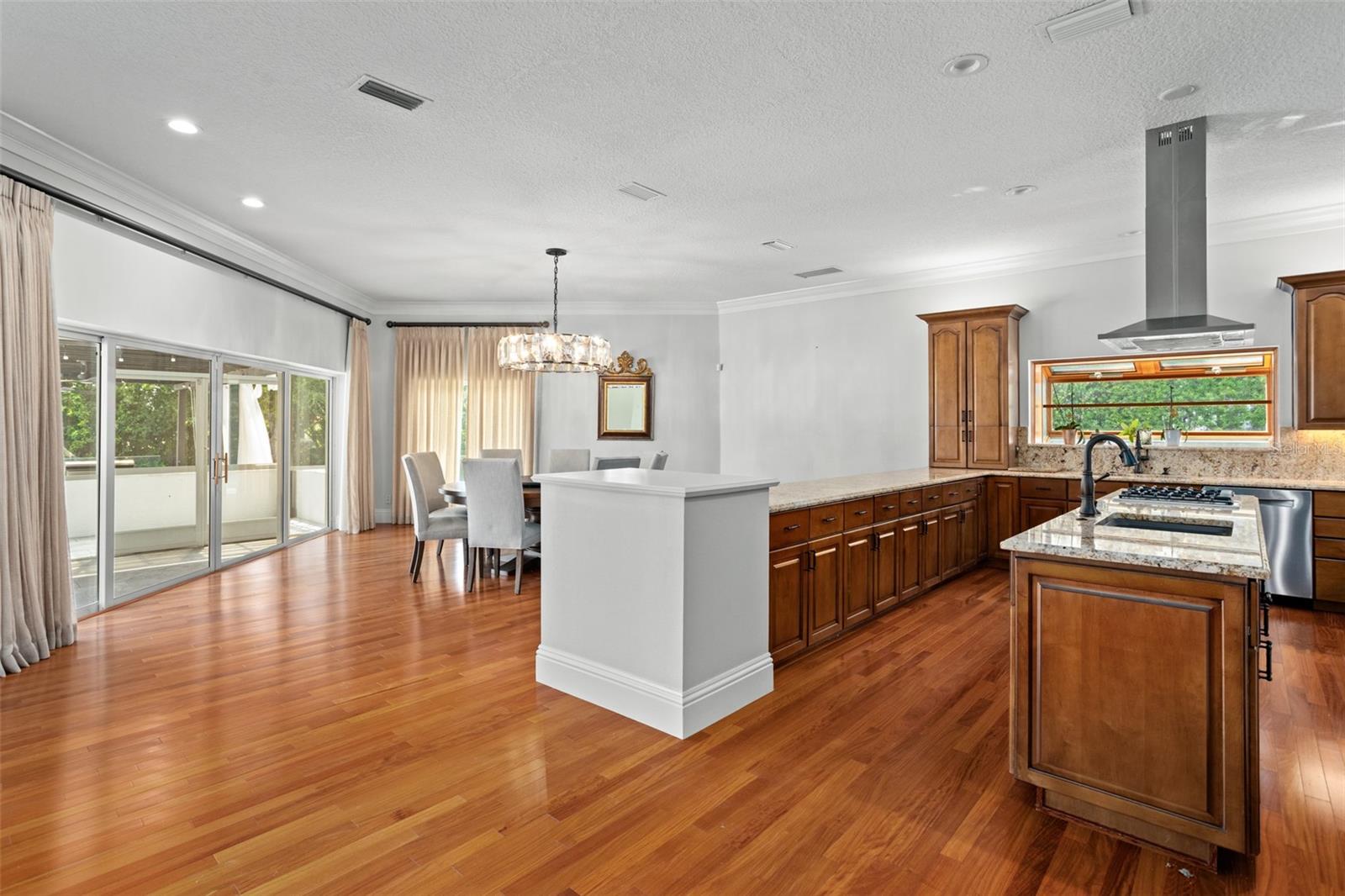 ISLEWORTH - Residential
