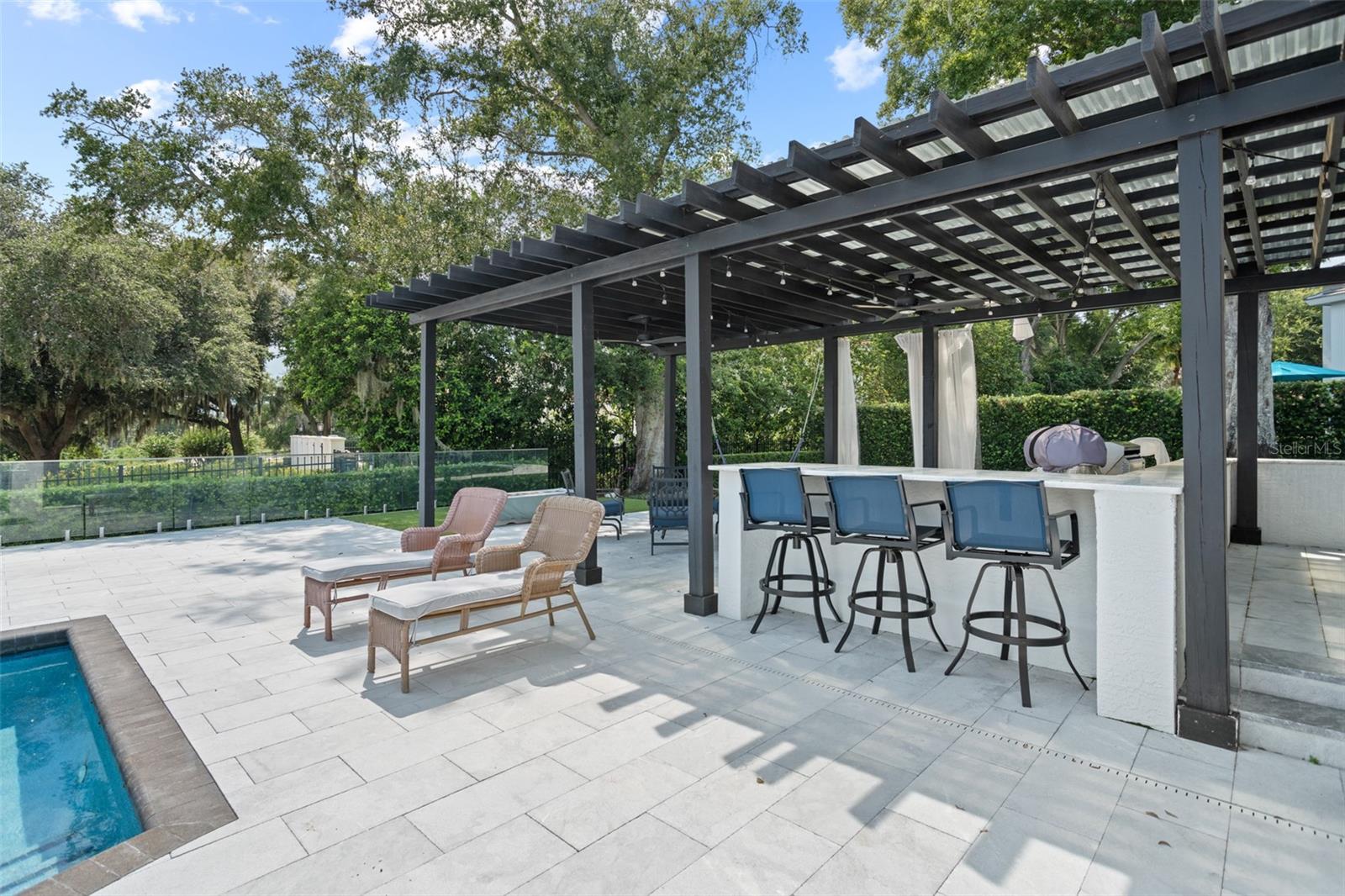 ISLEWORTH - Residential