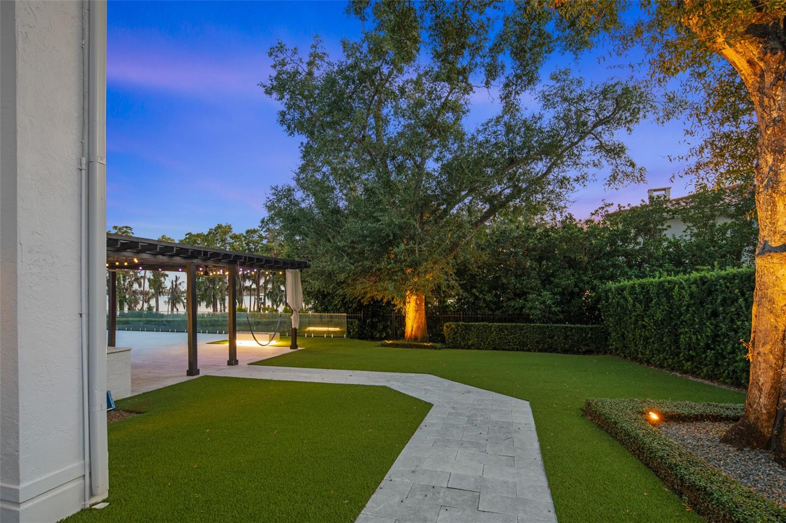 ISLEWORTH - Residential