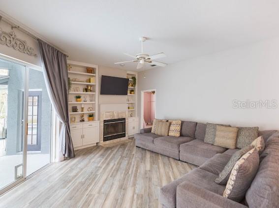 WOODRIDGE - Residential