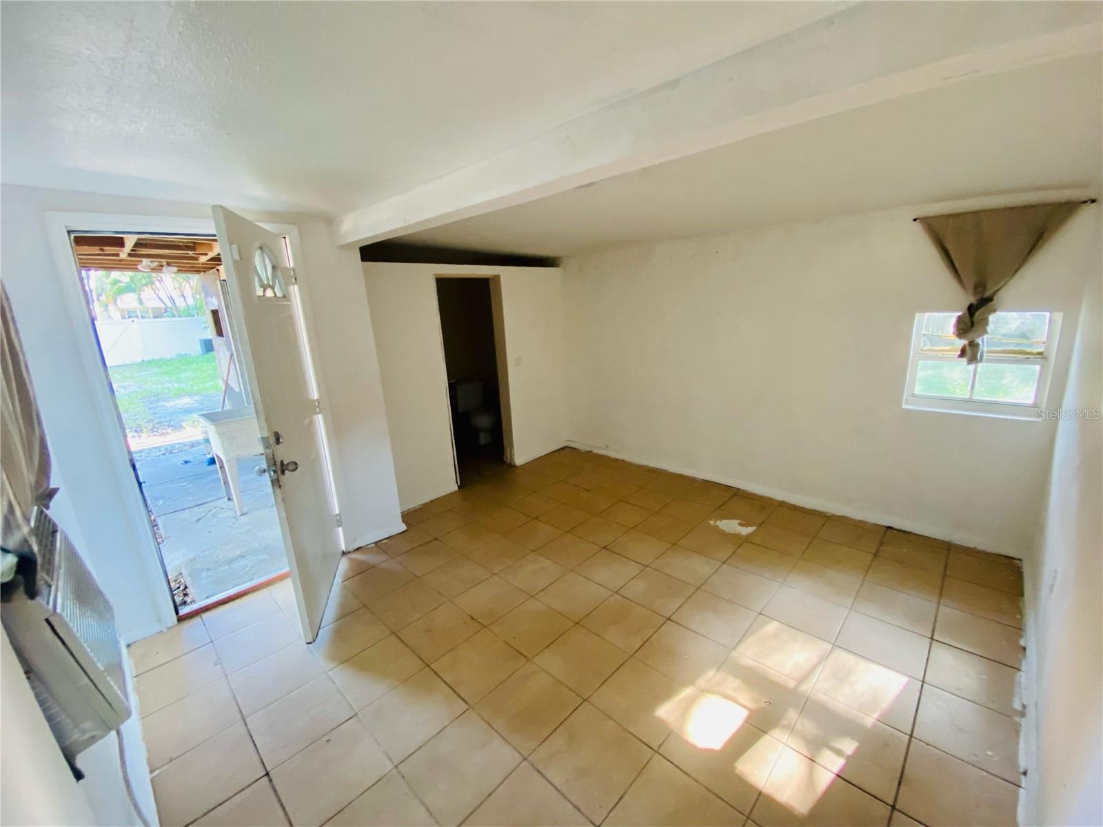 RIVERBEND MANOR - Residential