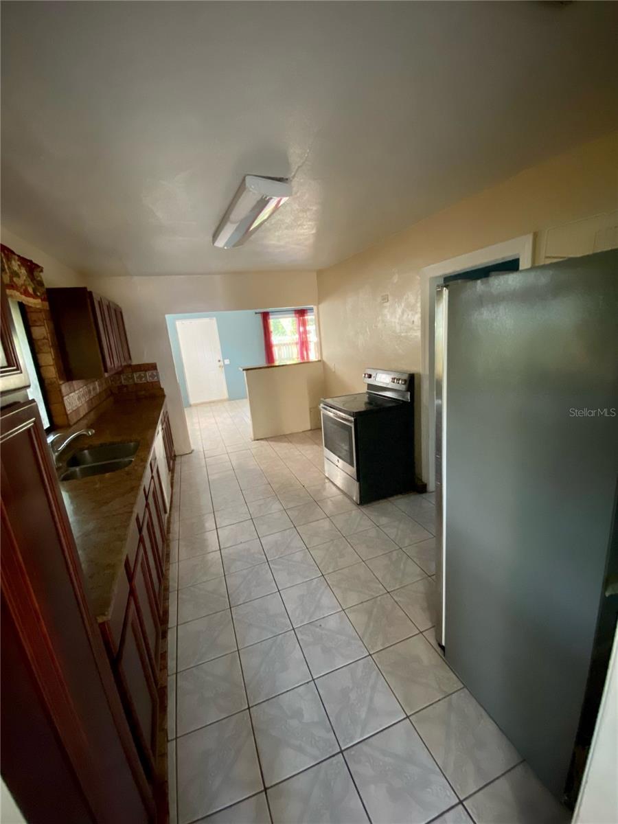 RIVERBEND MANOR - Residential