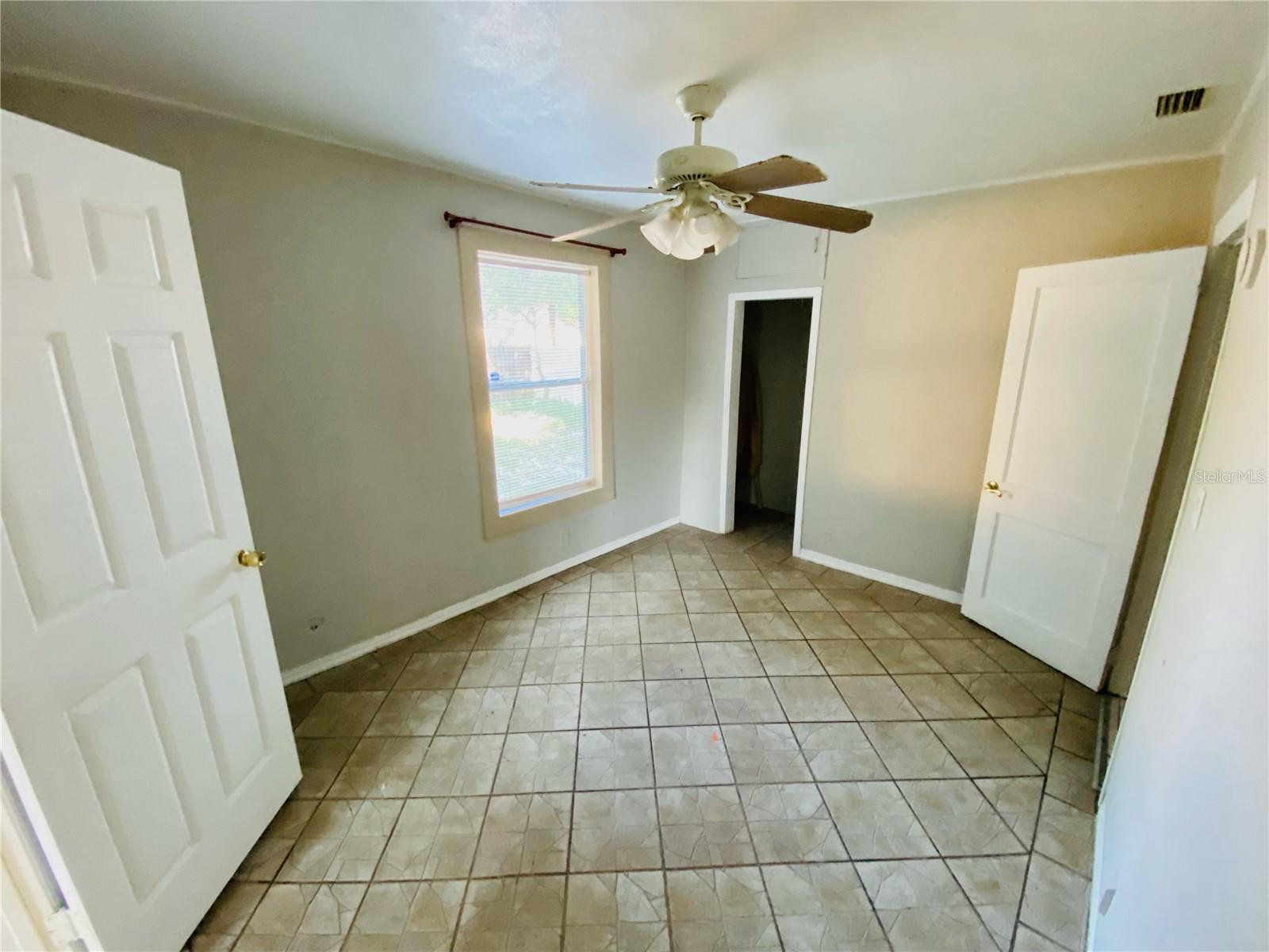 RIVERBEND MANOR - Residential