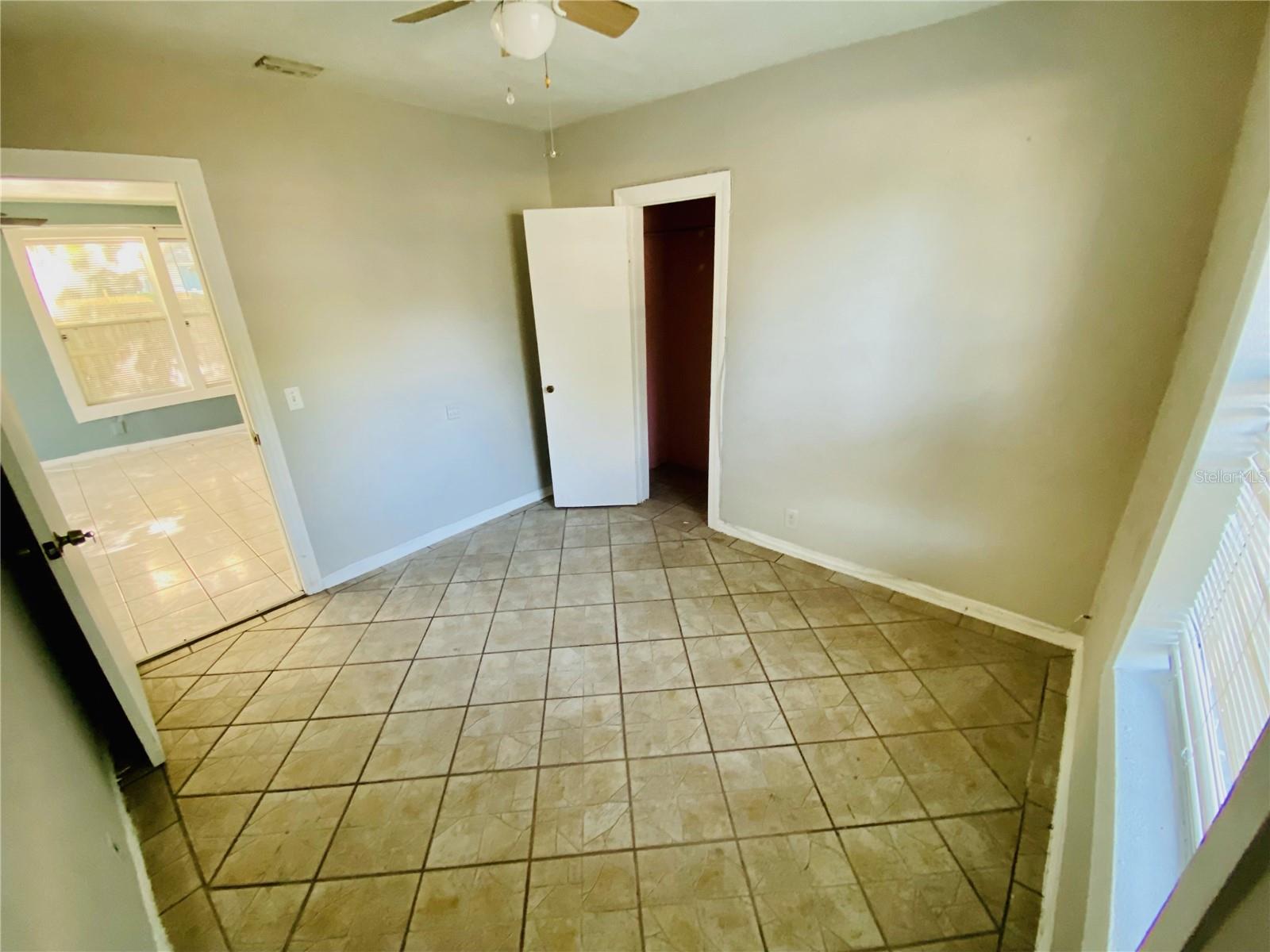 RIVERBEND MANOR - Residential