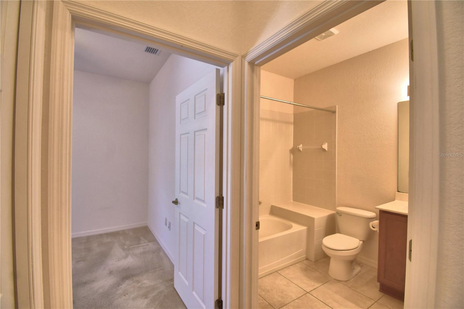 VIENNA SQUARE AND THE VILLAS AT VIENNA S - Residential