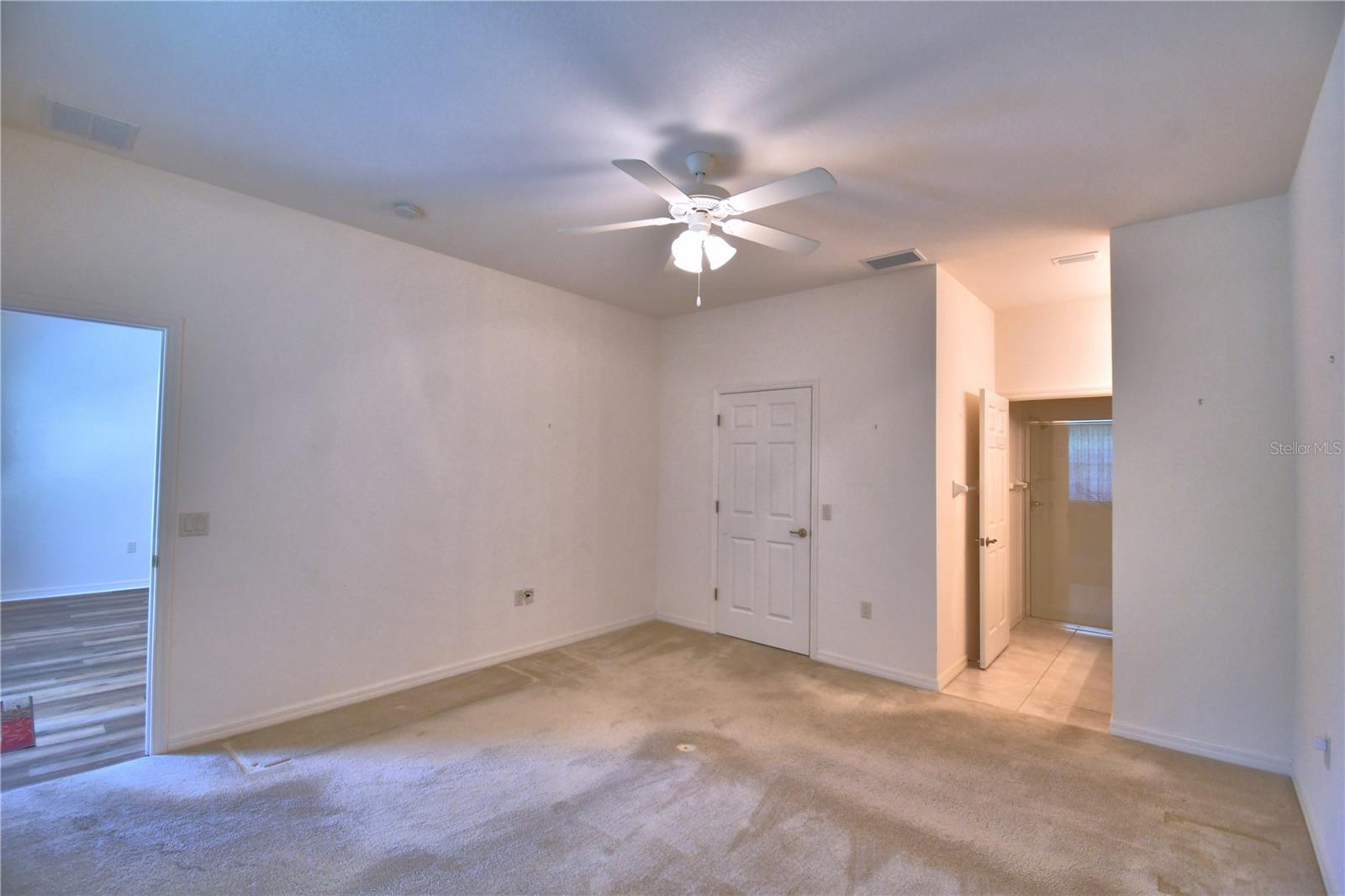 VIENNA SQUARE AND THE VILLAS AT VIENNA S - Residential