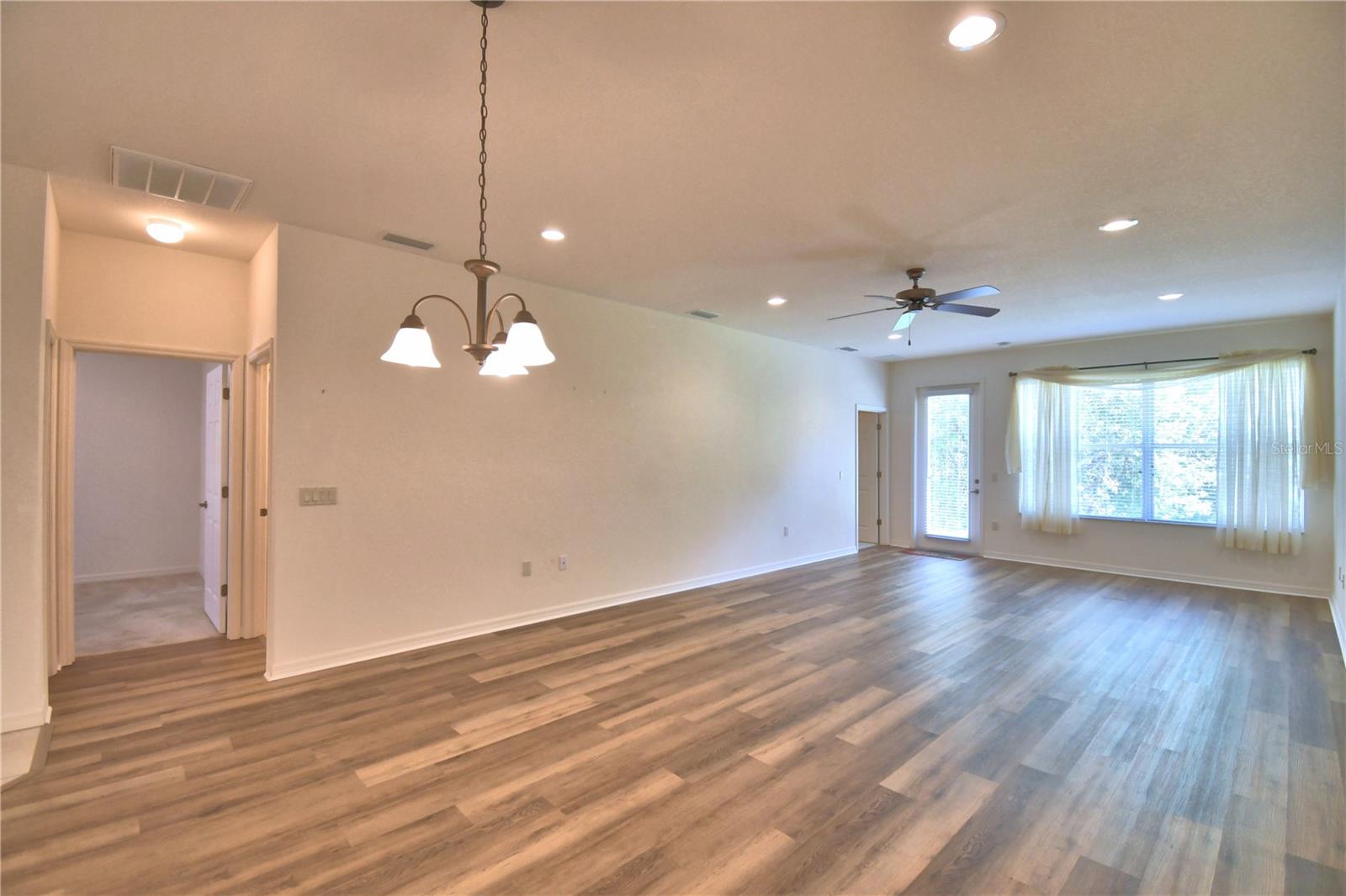 VIENNA SQUARE AND THE VILLAS AT VIENNA S - Residential