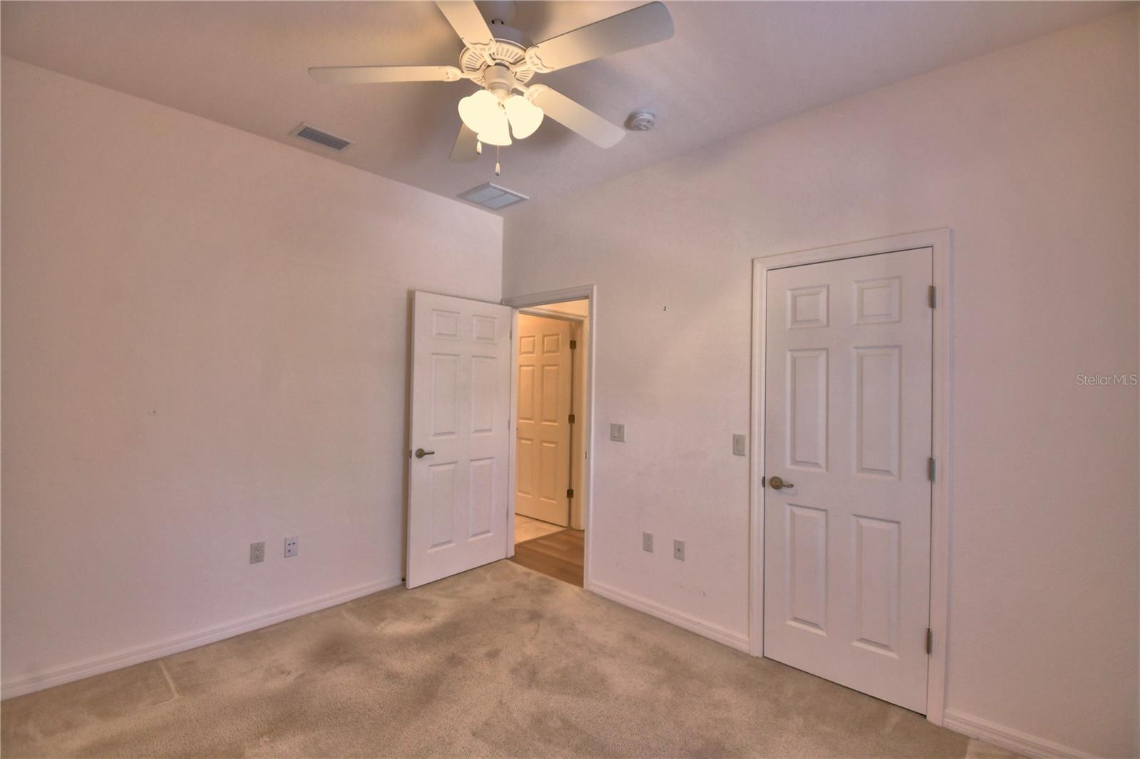 VIENNA SQUARE AND THE VILLAS AT VIENNA S - Residential