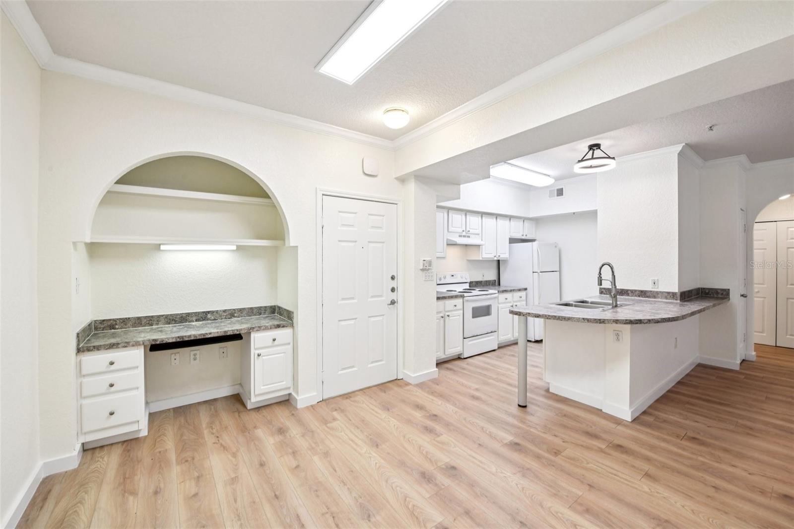 UPTOWN PLACE CONDO - Residential