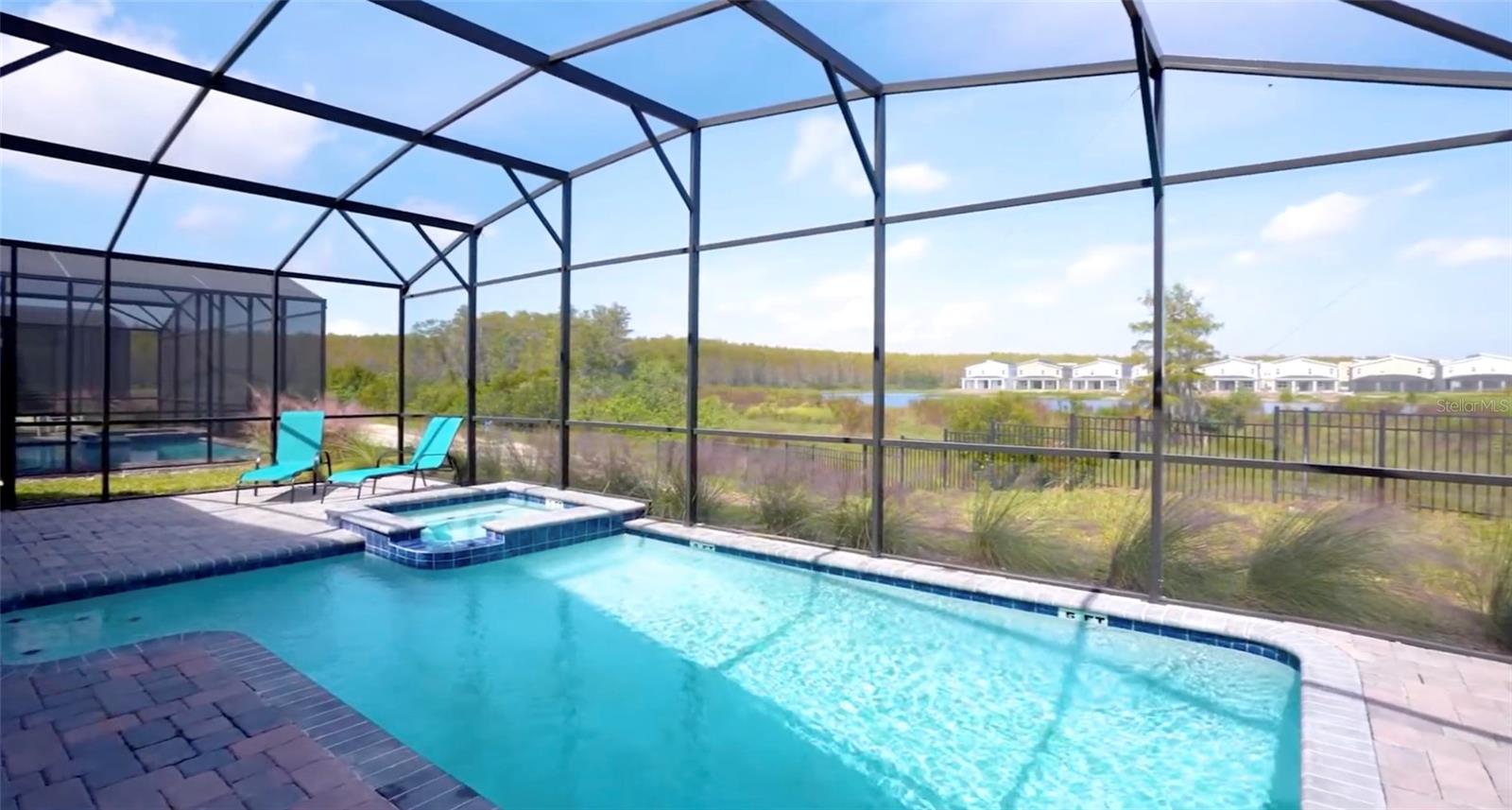 STOREY LAKE III - Residential