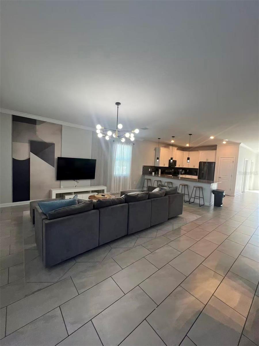 STOREY LAKE III - Residential