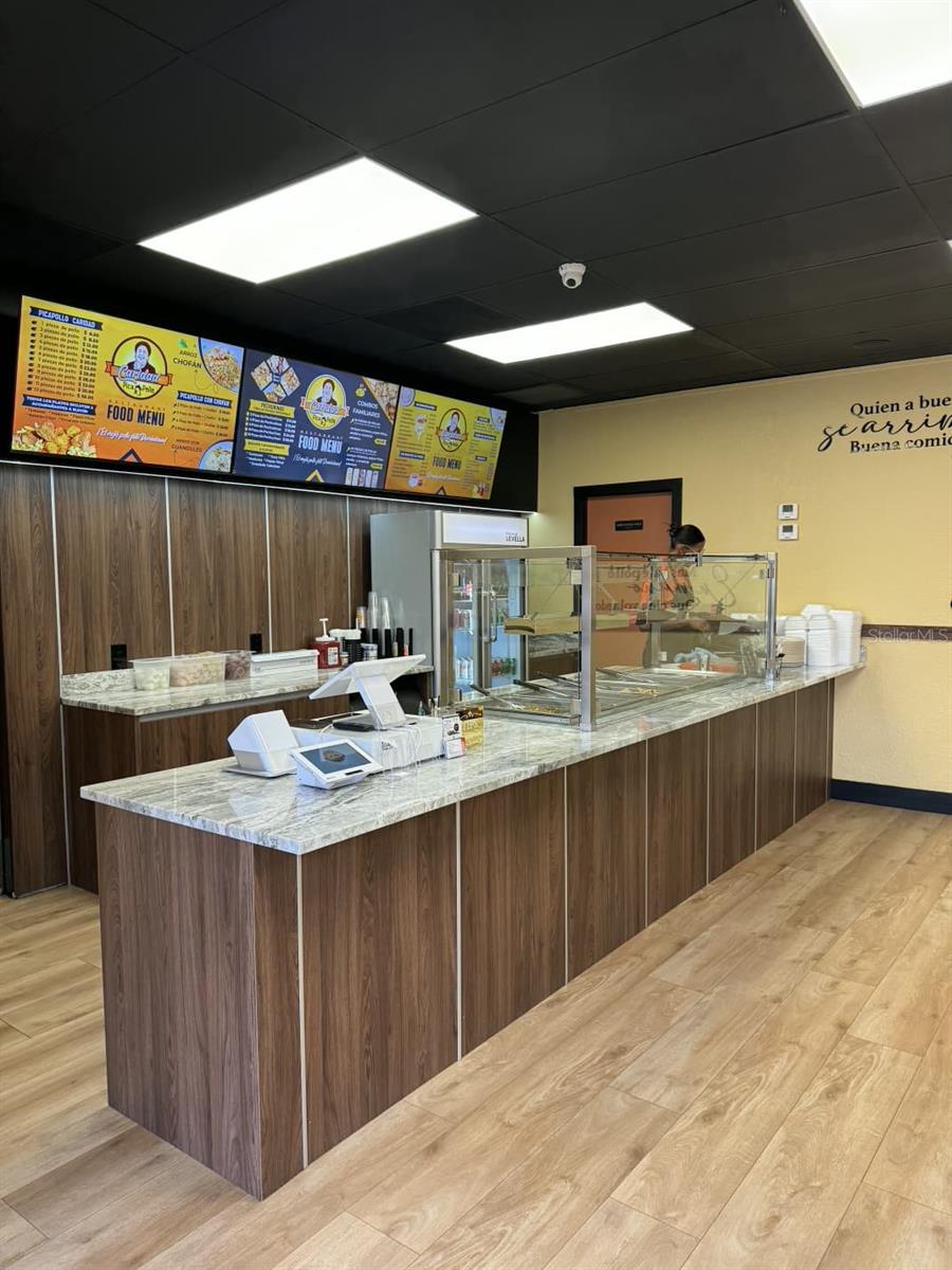 TAMPAS NORTH SIDE COUNTRY CLU - Business Opportunity