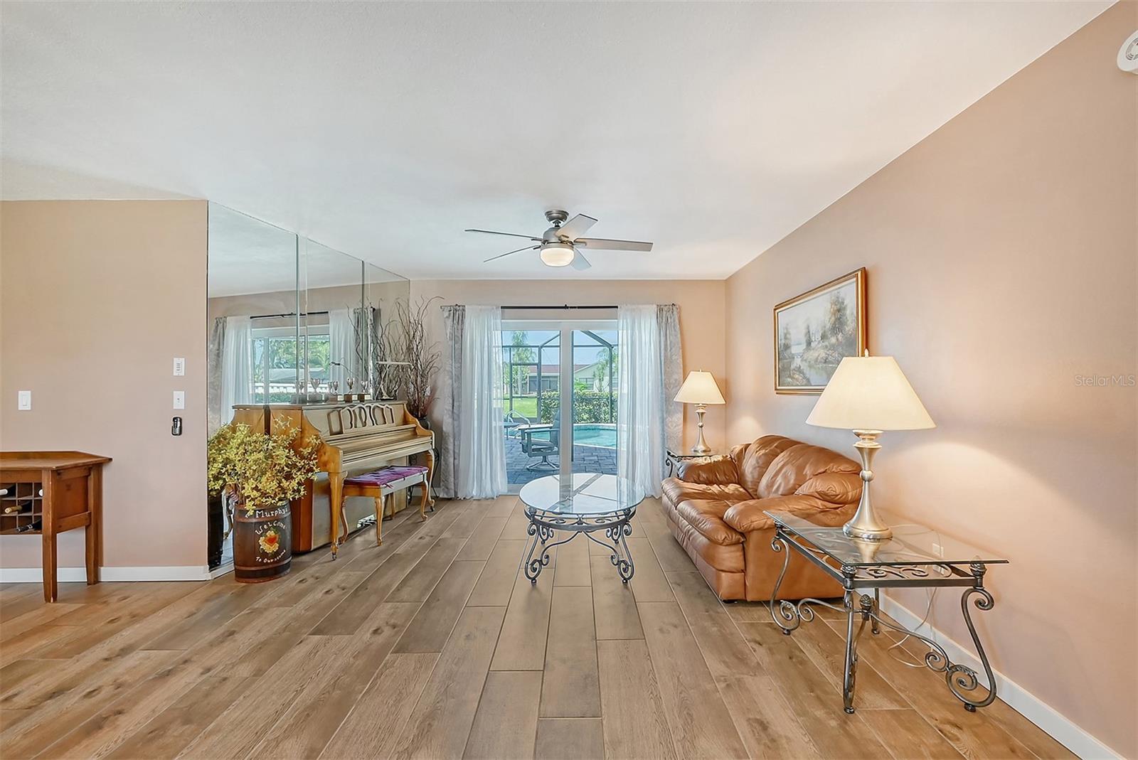 GULF GATE EAST - Residential