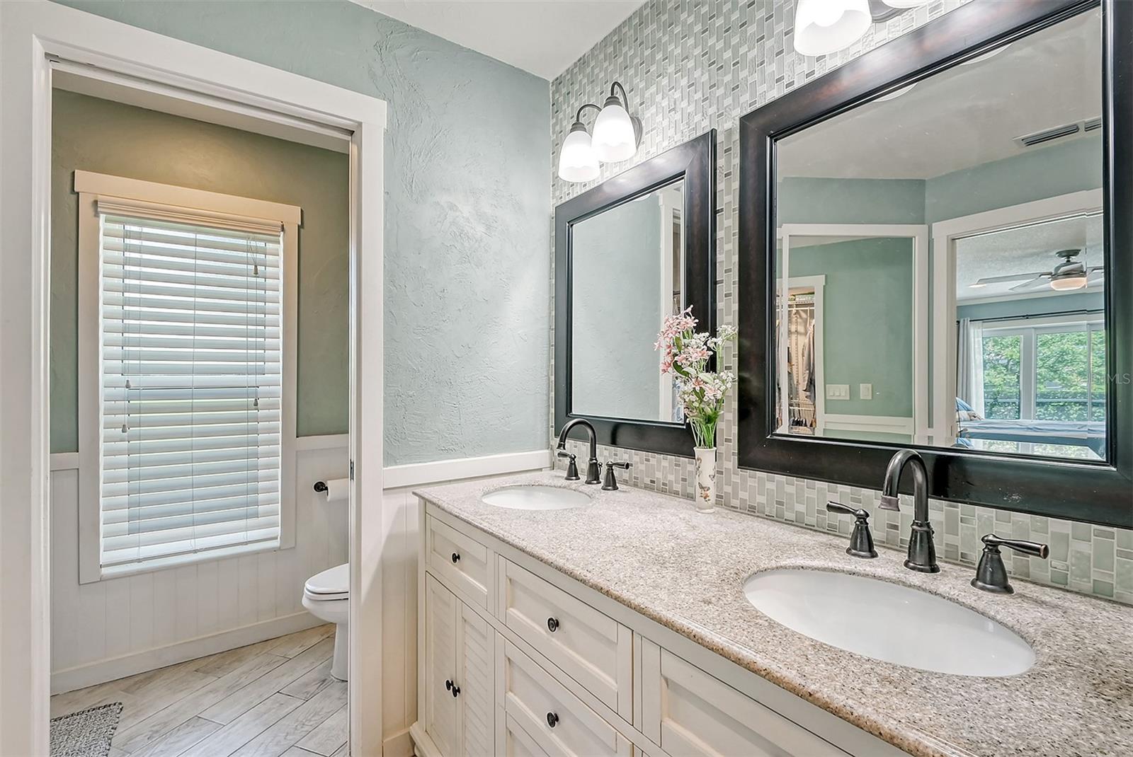 GULF GATE EAST - Residential