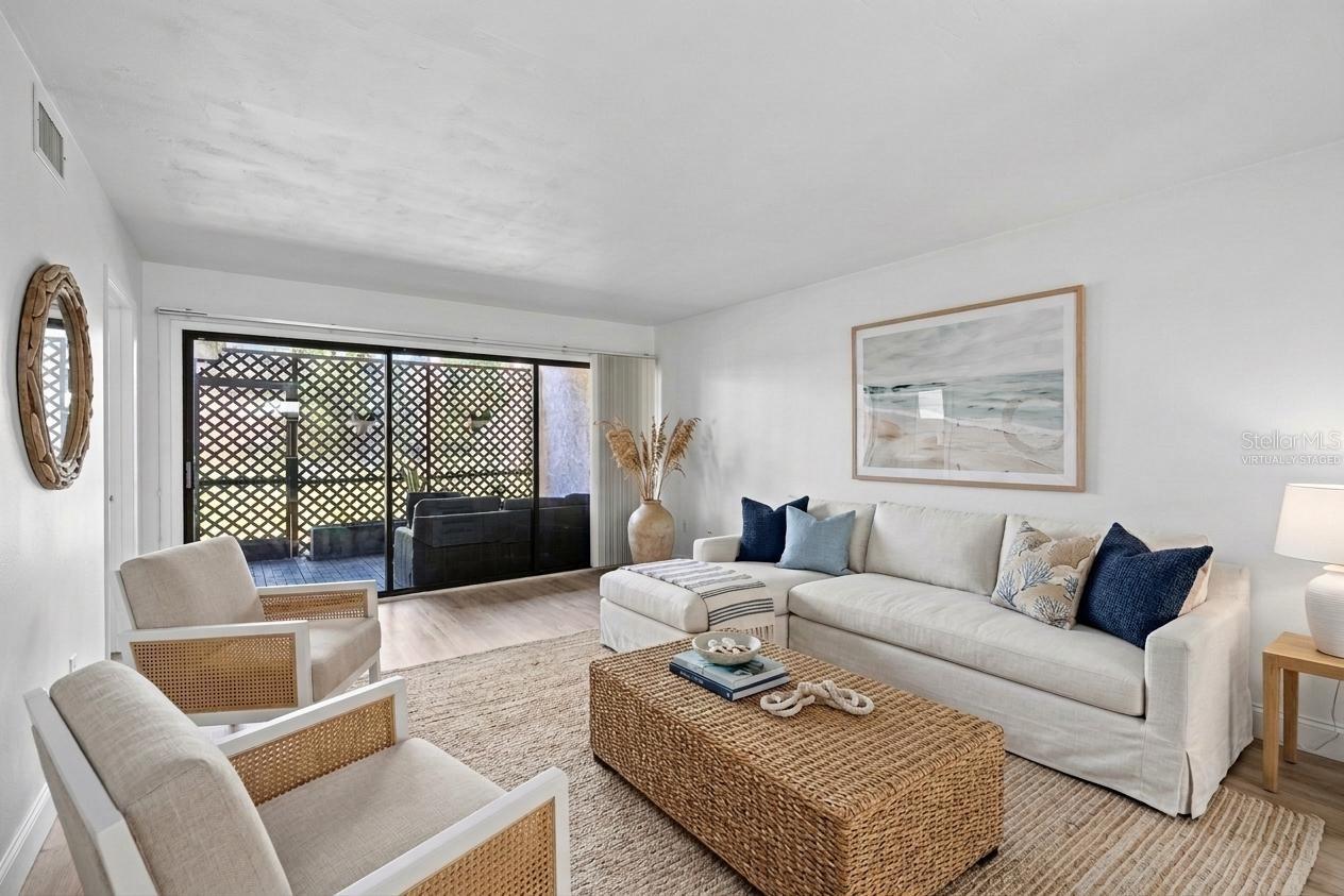 5785 SUMMER SIDE LANE 4A