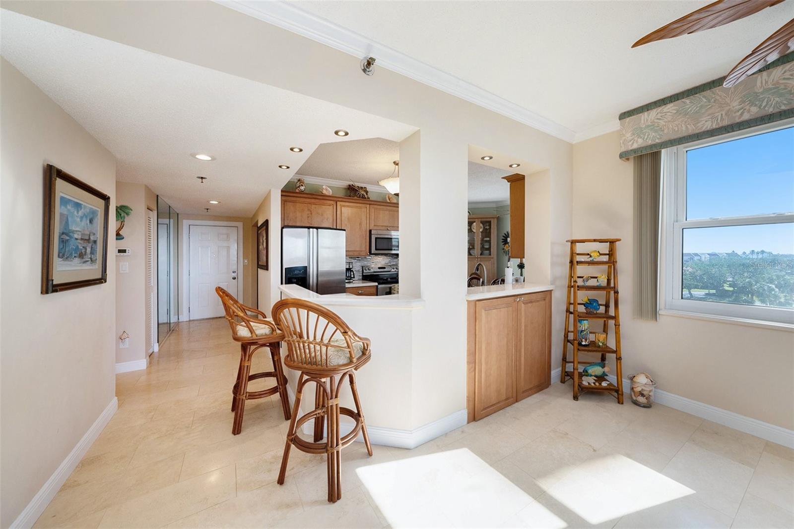 BEACHWALKER AT HARBOURSIDE CONDO - Residential