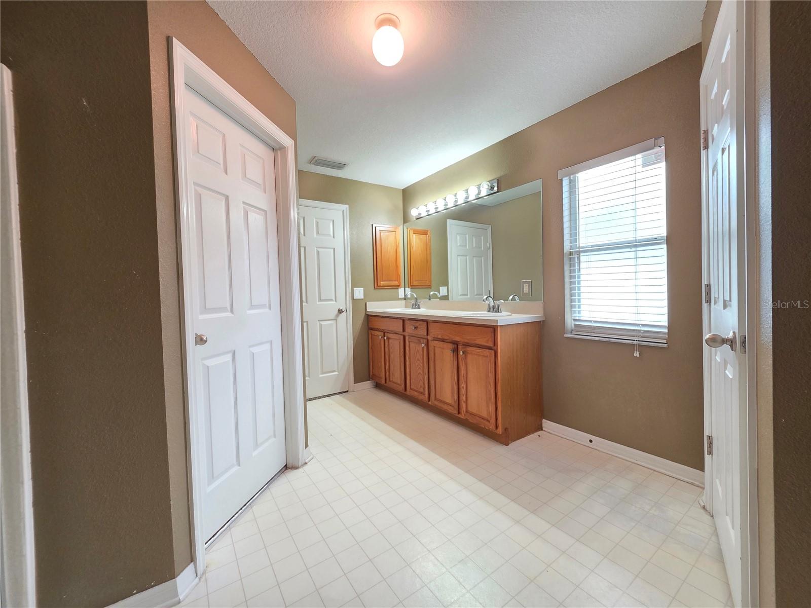 PORT CHARLOTTE SUB 19 - Residential Lease