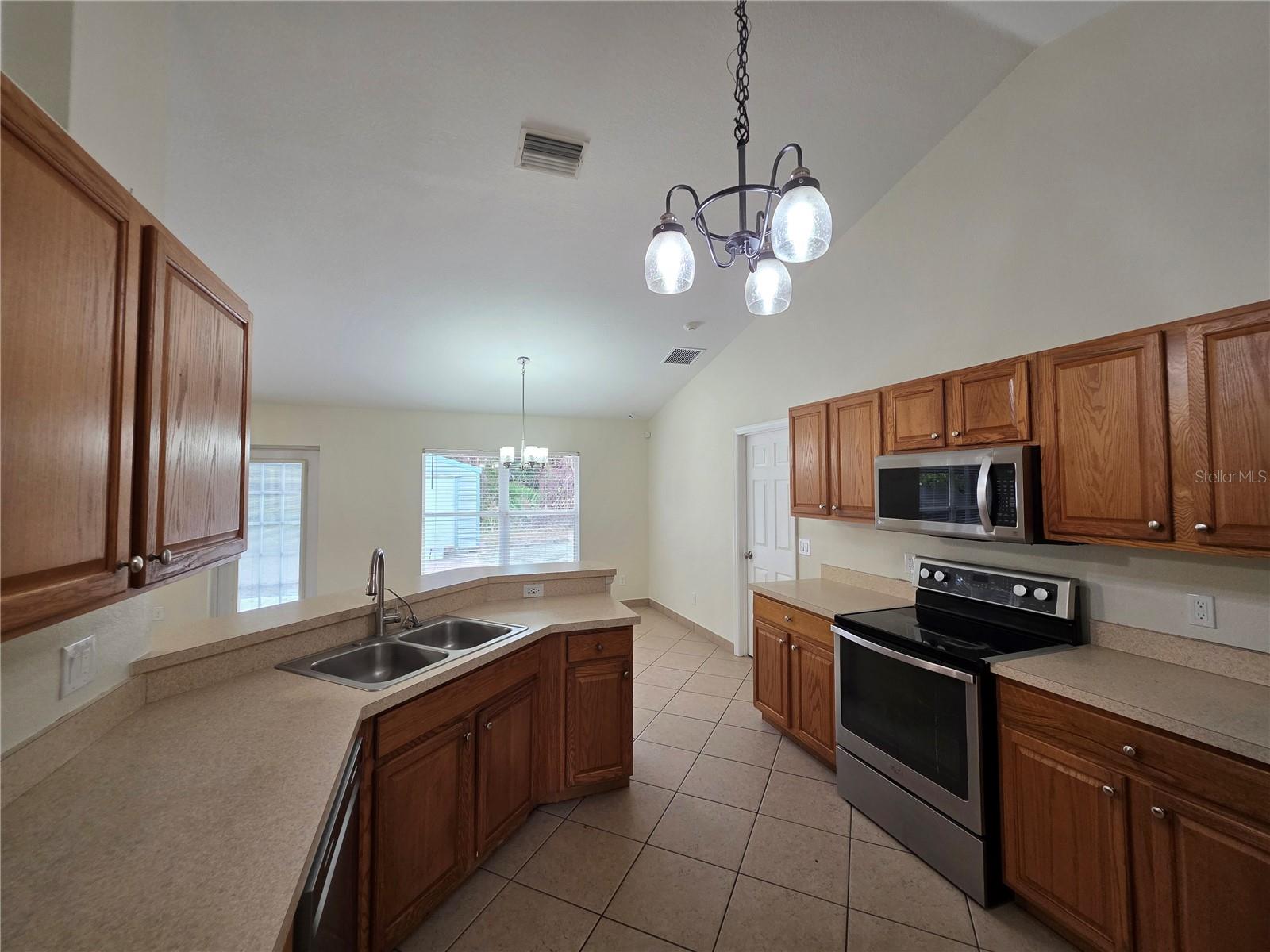 PORT CHARLOTTE SUB 19 - Residential Lease