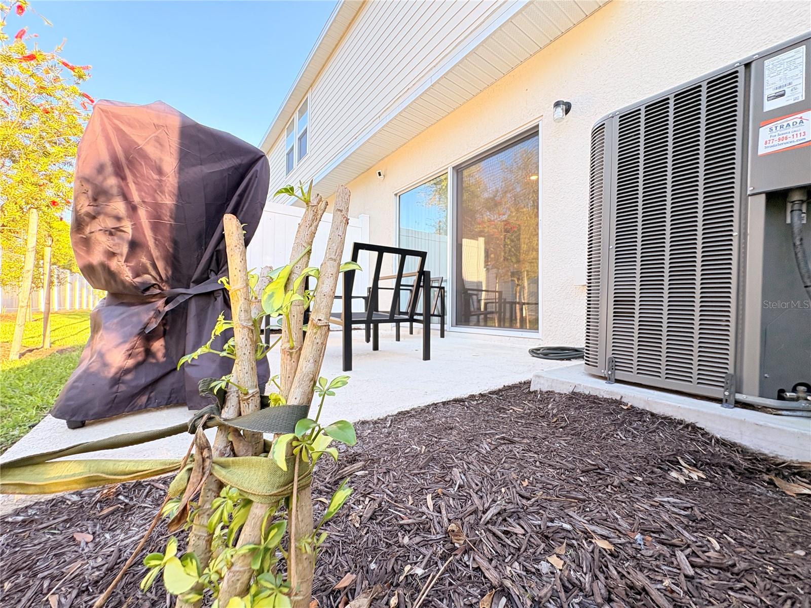 THE TOWNHOMES AT ANTHEM PARK - Residential Lease