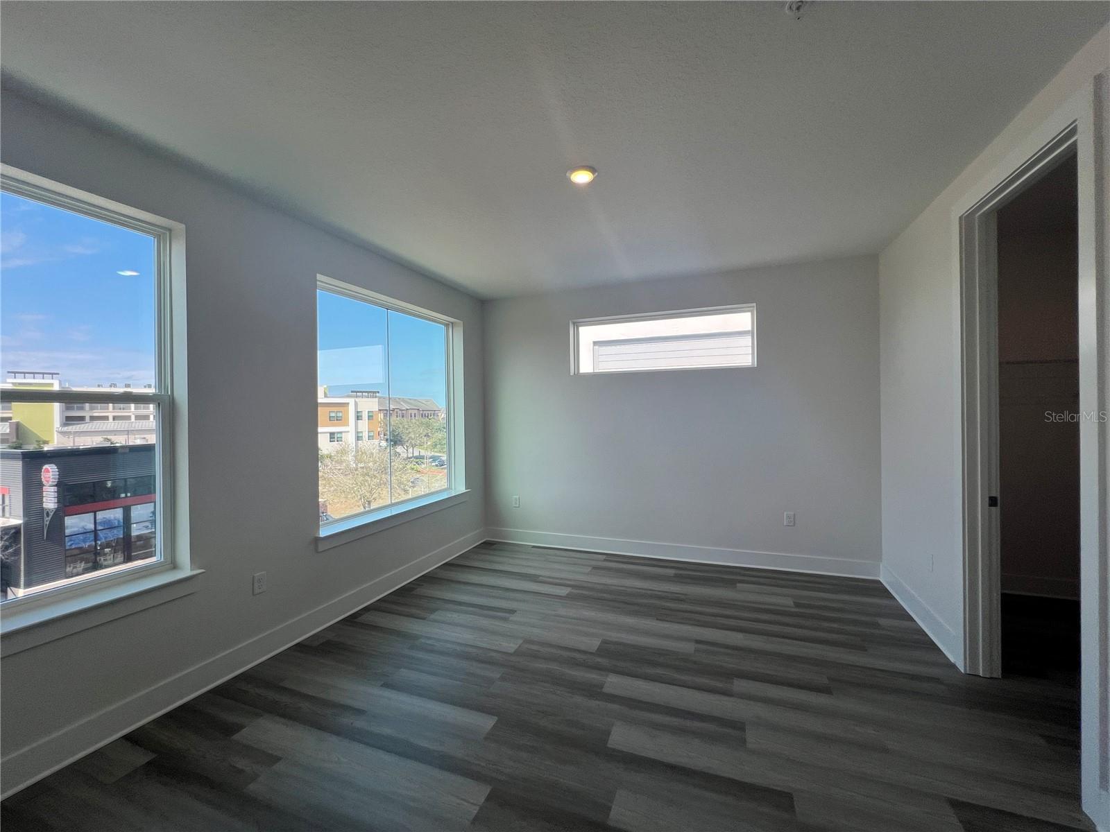 TOWNHOMES AT CITY PLACE - Residential Lease