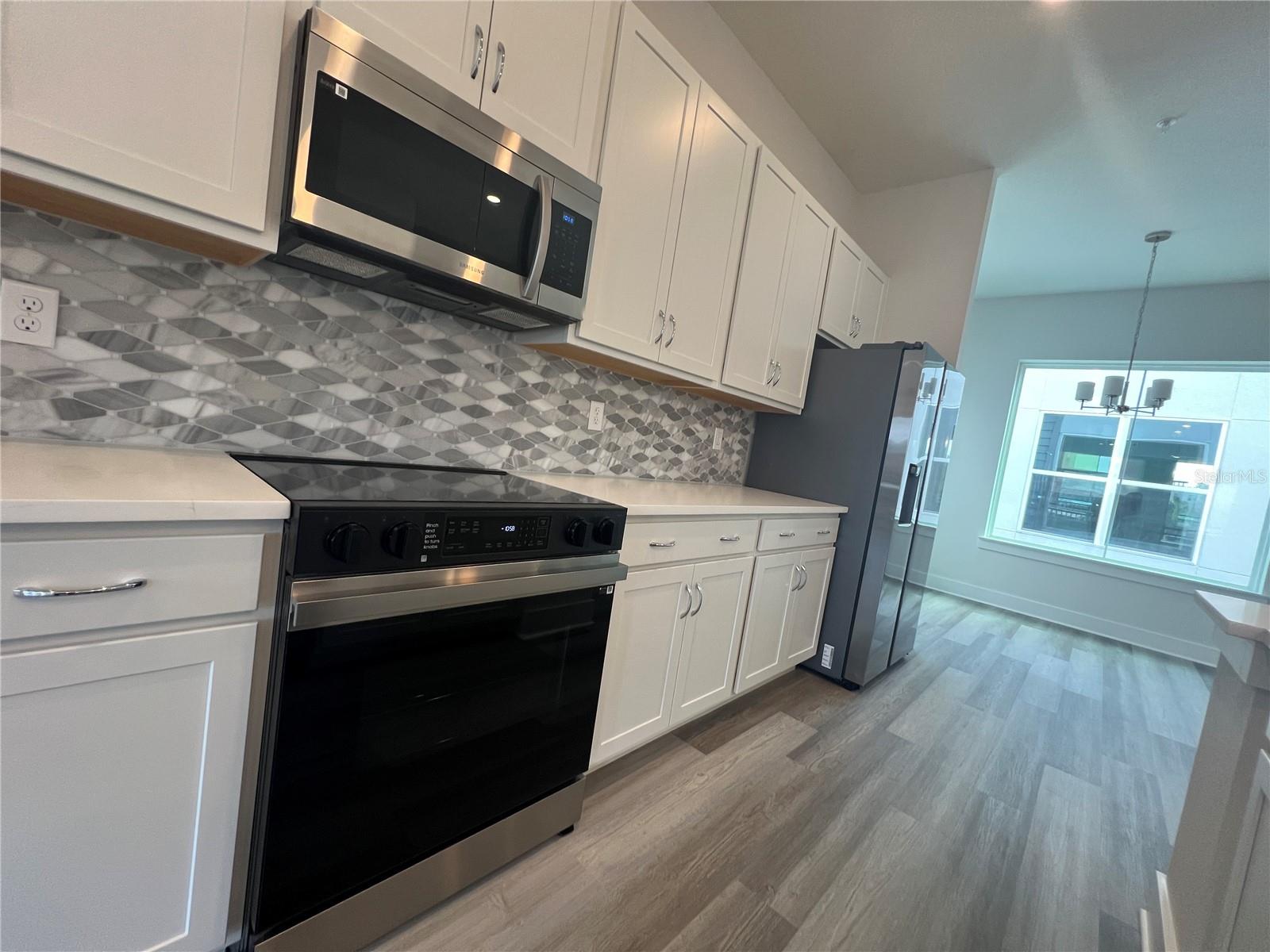 TOWNHOMES AT CITY PLACE - Residential Lease