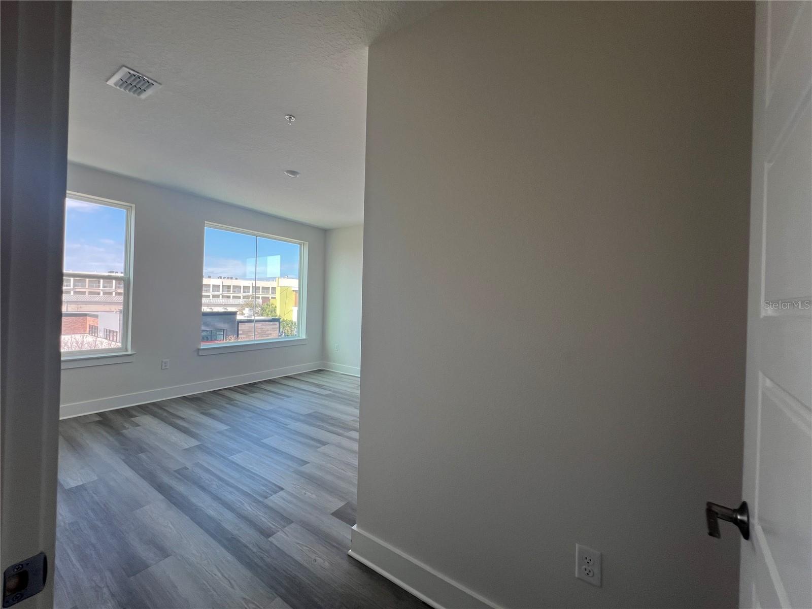 TOWNHOMES AT CITY PLACE - Residential Lease