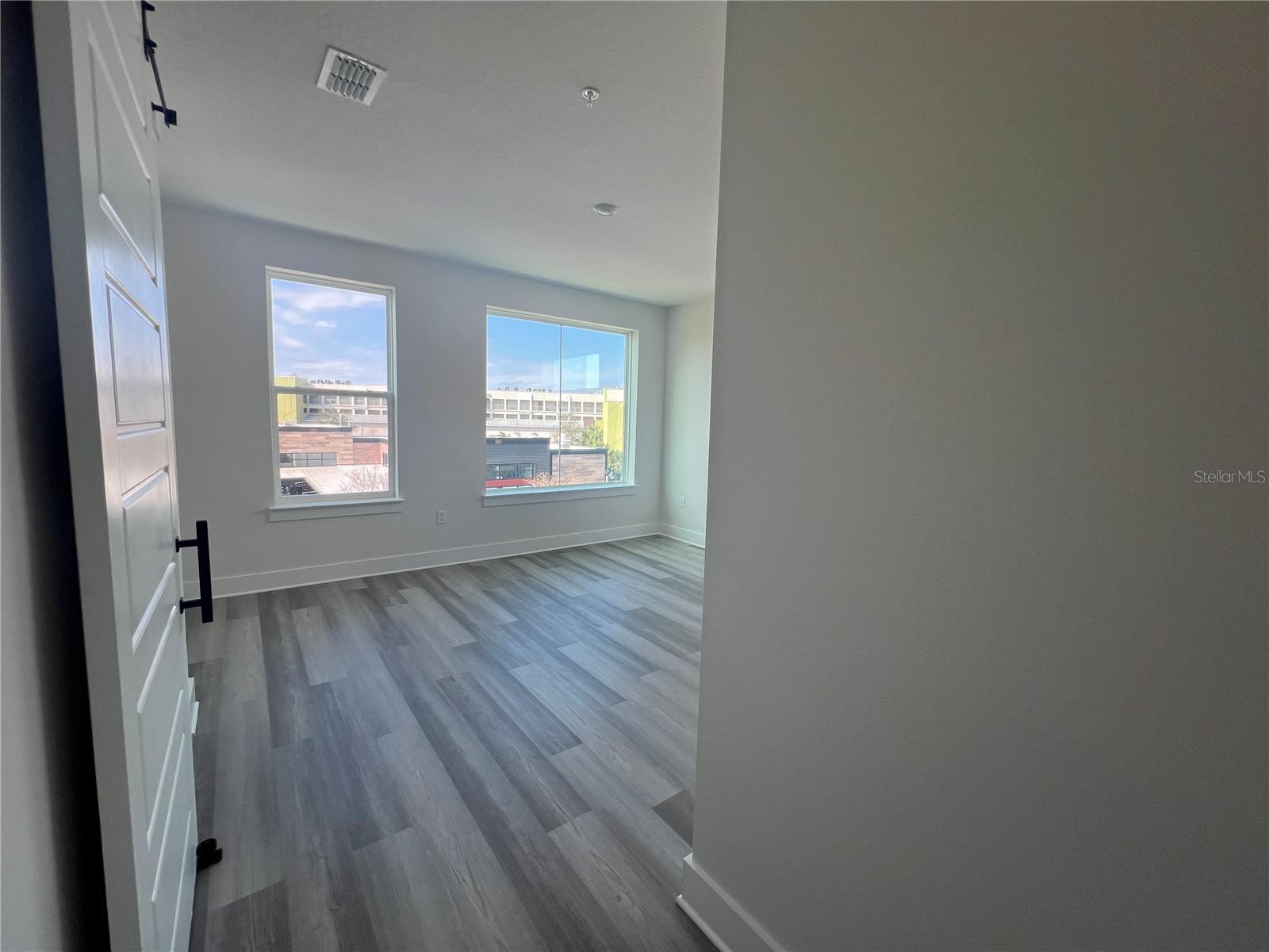 TOWNHOMES AT CITY PLACE - Residential Lease