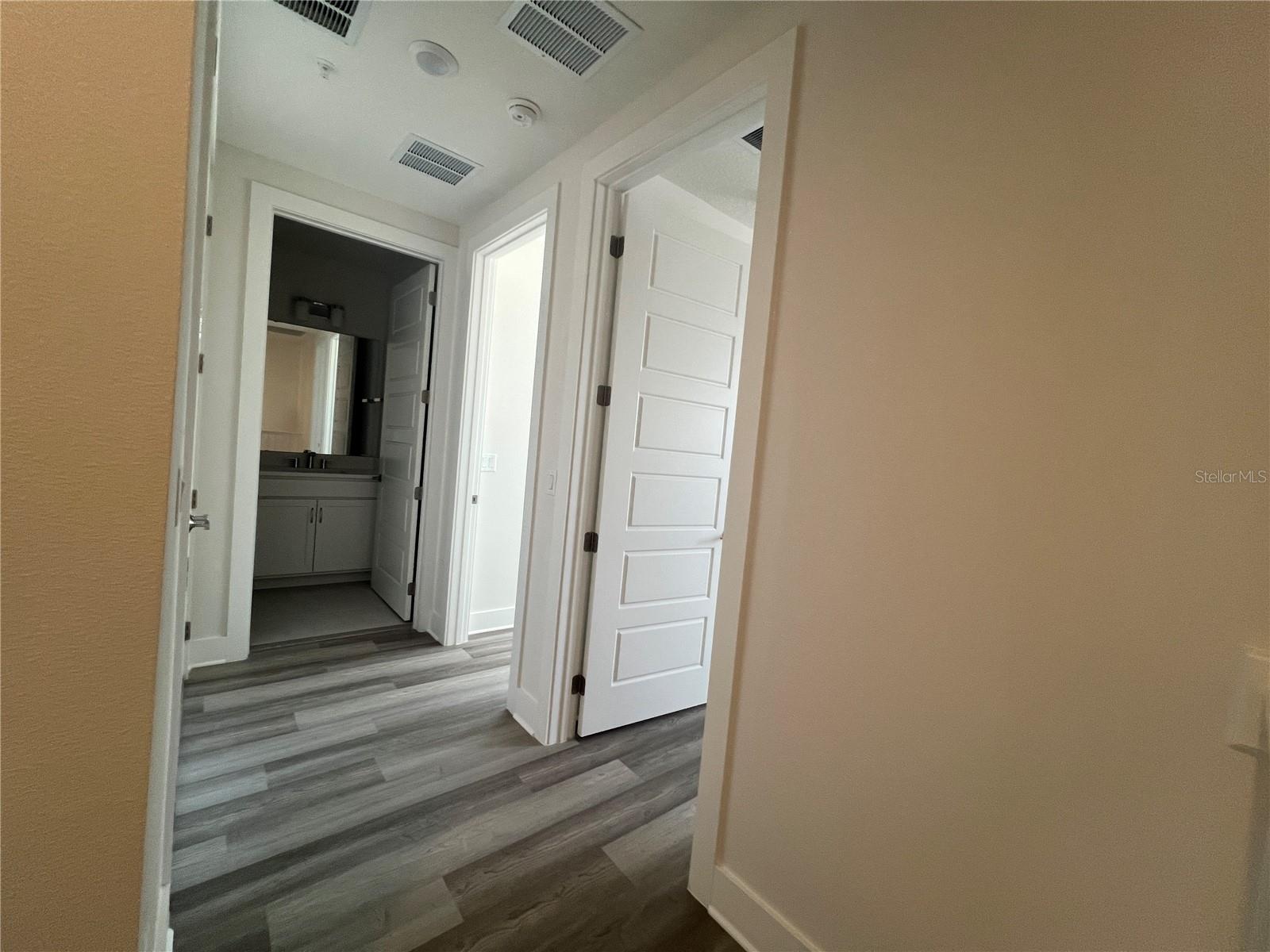 TOWNHOMES AT CITY PLACE - Residential Lease