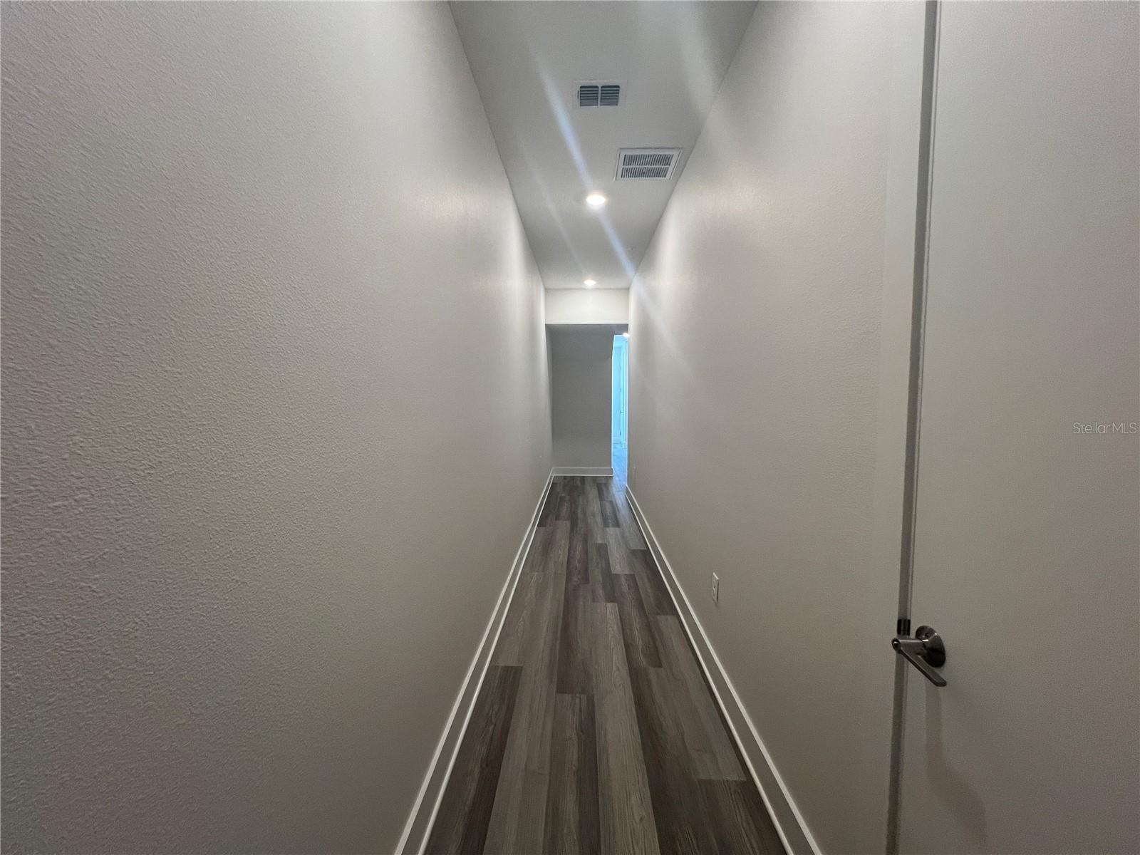 TOWNHOMES AT CITY PLACE - Residential Lease