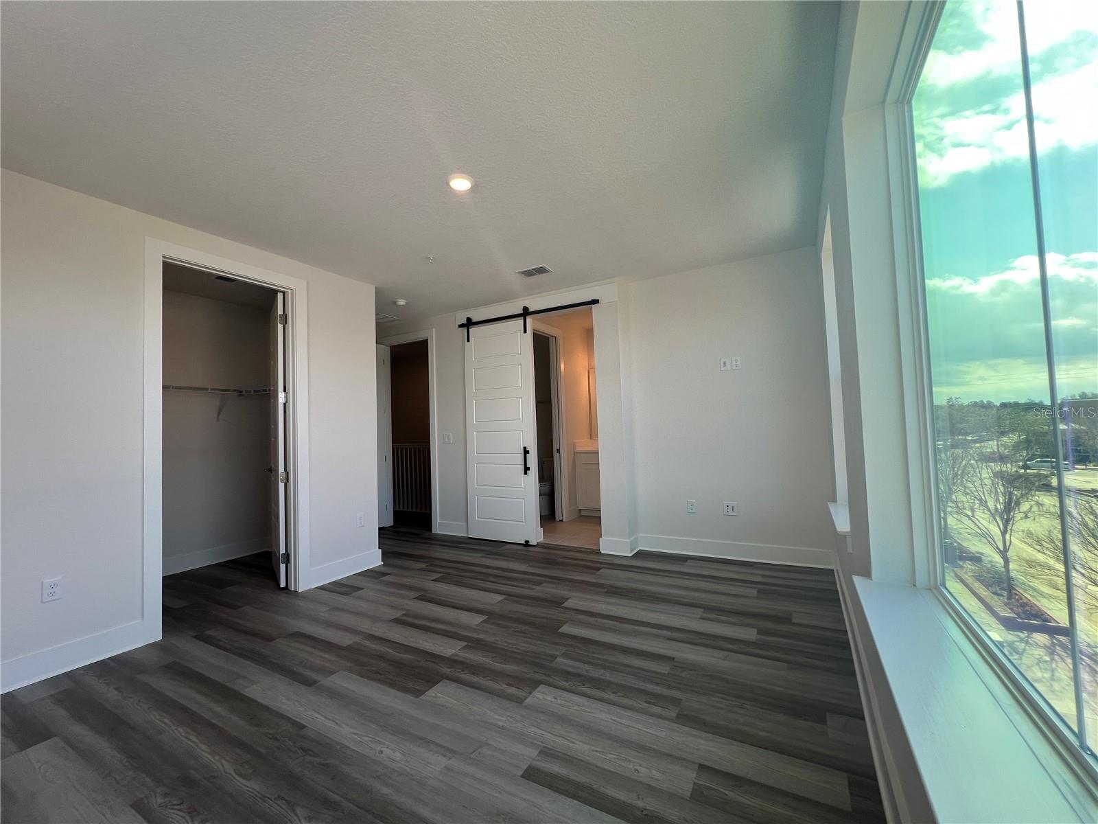 TOWNHOMES AT CITY PLACE - Residential Lease