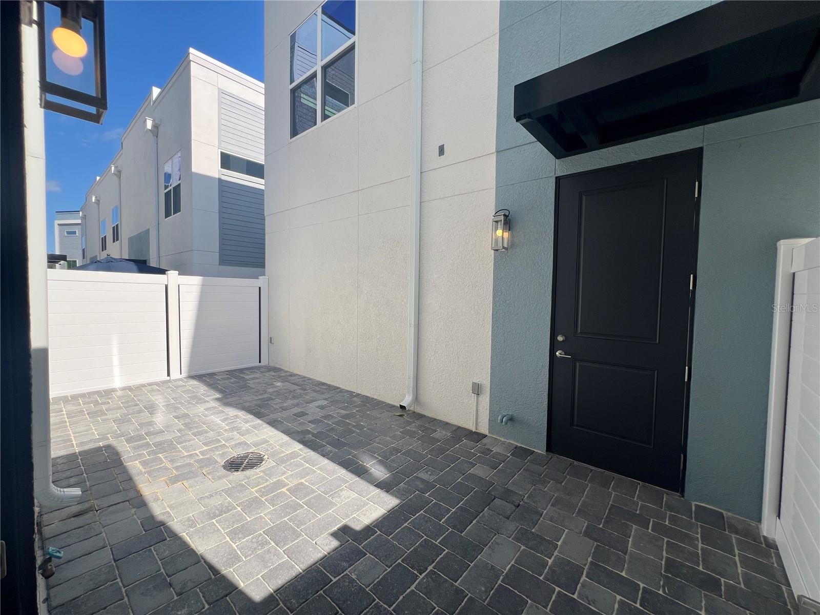 TOWNHOMES AT CITY PLACE - Residential Lease