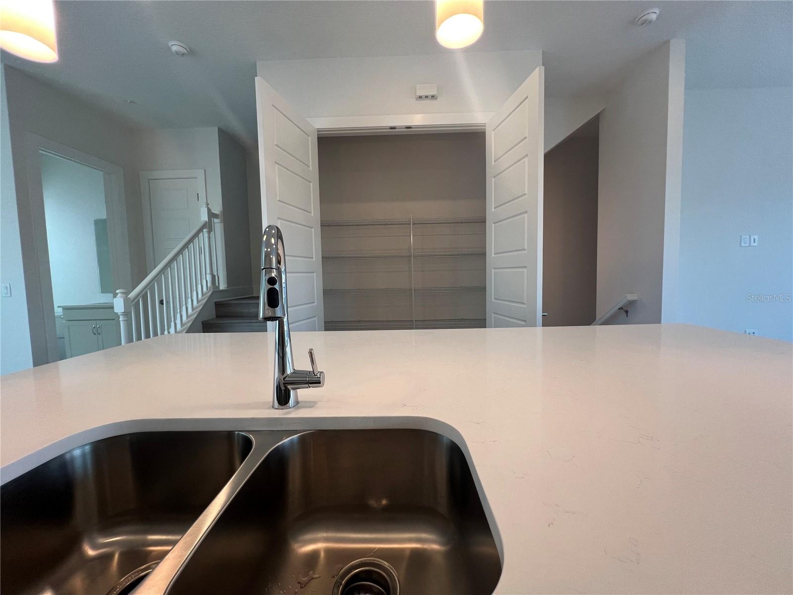 TOWNHOMES AT CITY PLACE - Residential Lease