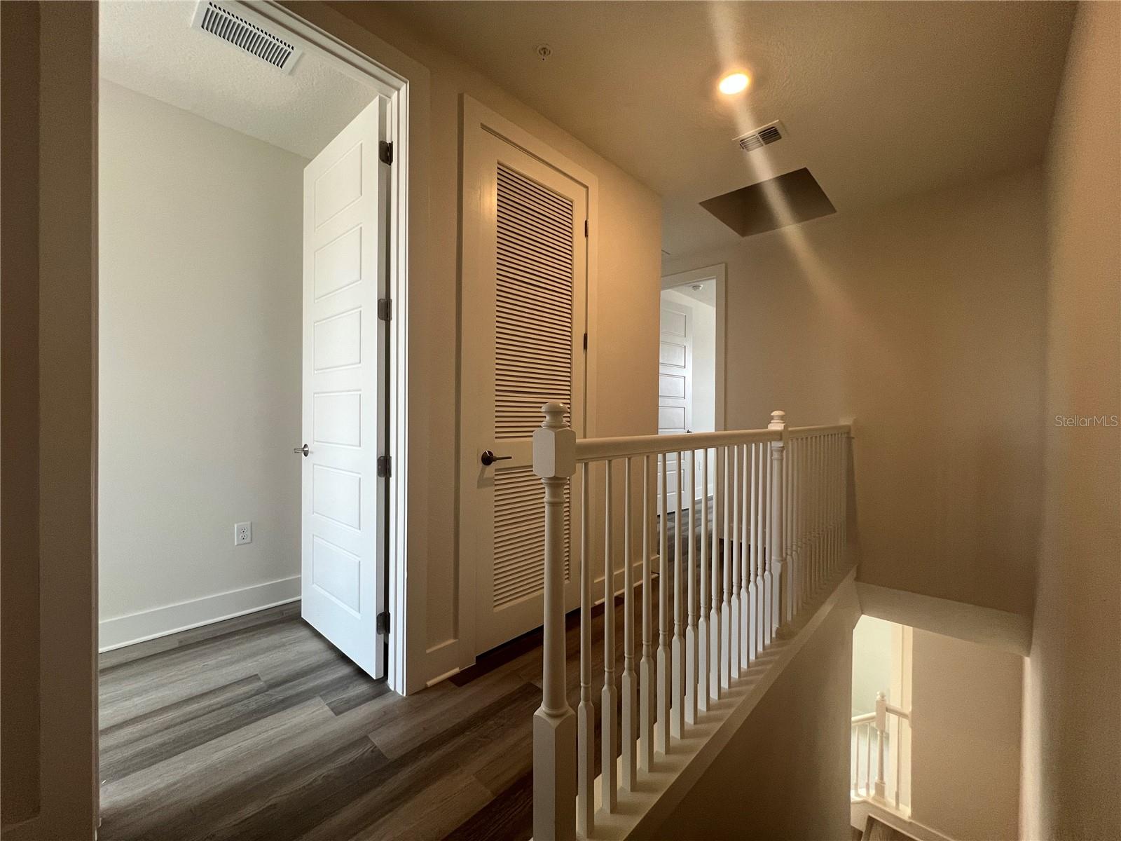 TOWNHOMES AT CITY PLACE - Residential Lease