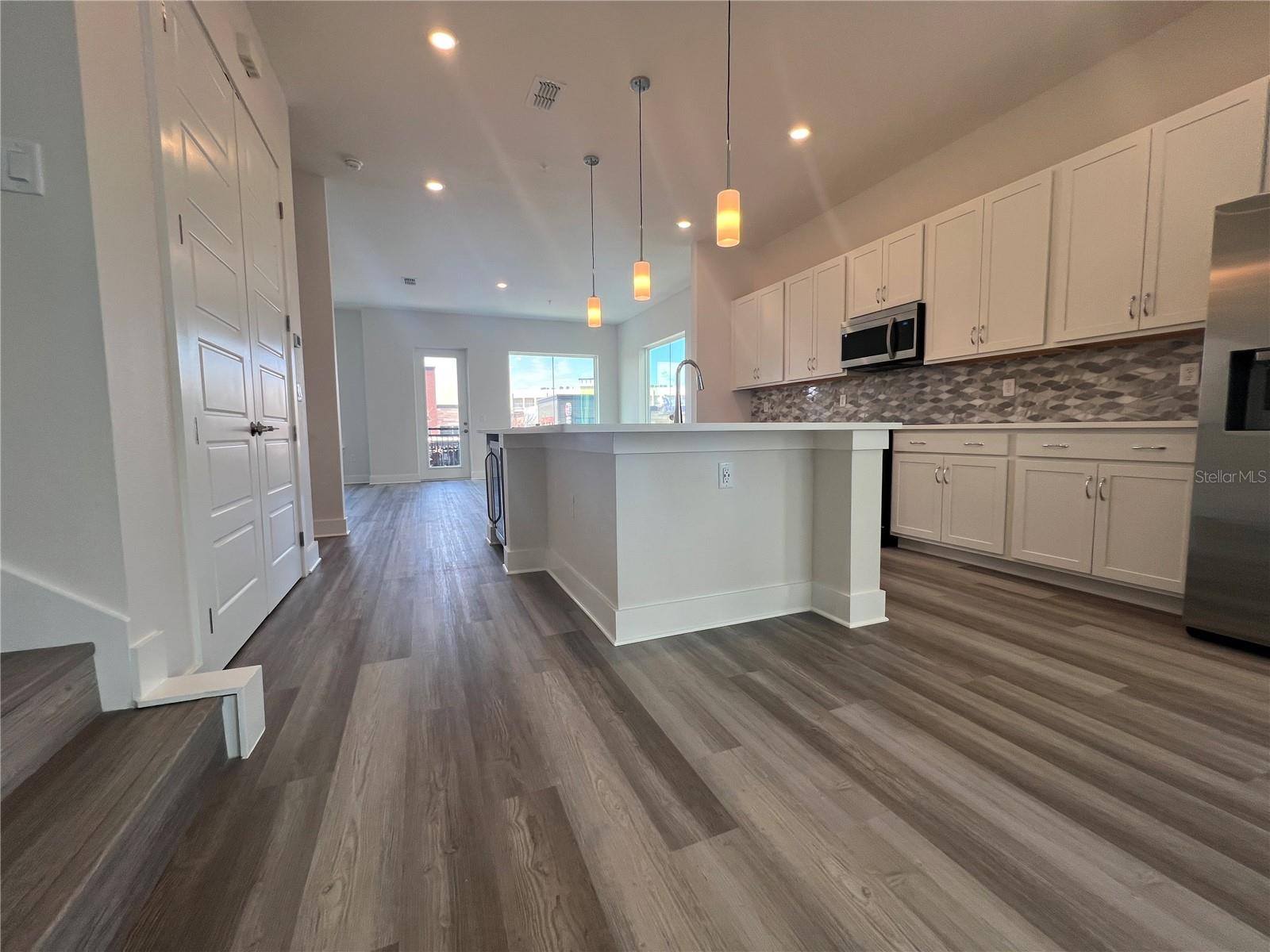 TOWNHOMES AT CITY PLACE - Residential Lease