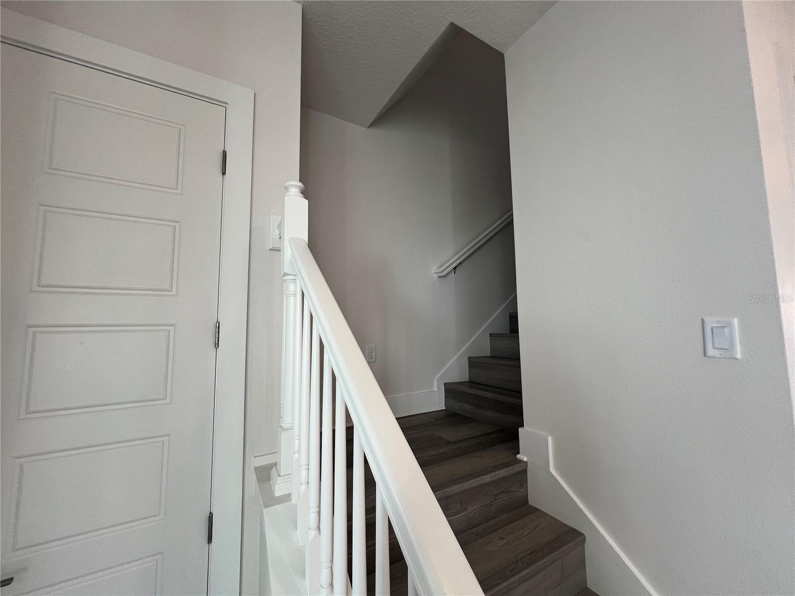 TOWNHOMES AT CITY PLACE - Residential Lease