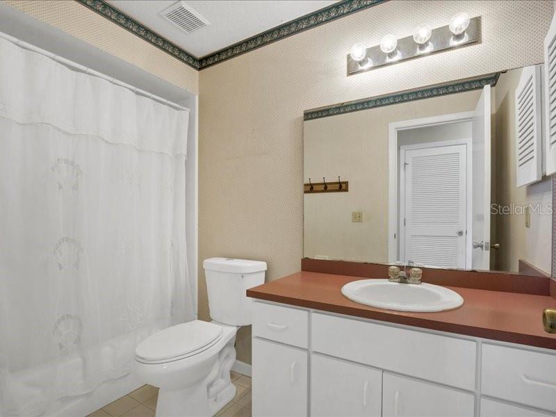 OAKVIEW - Residential