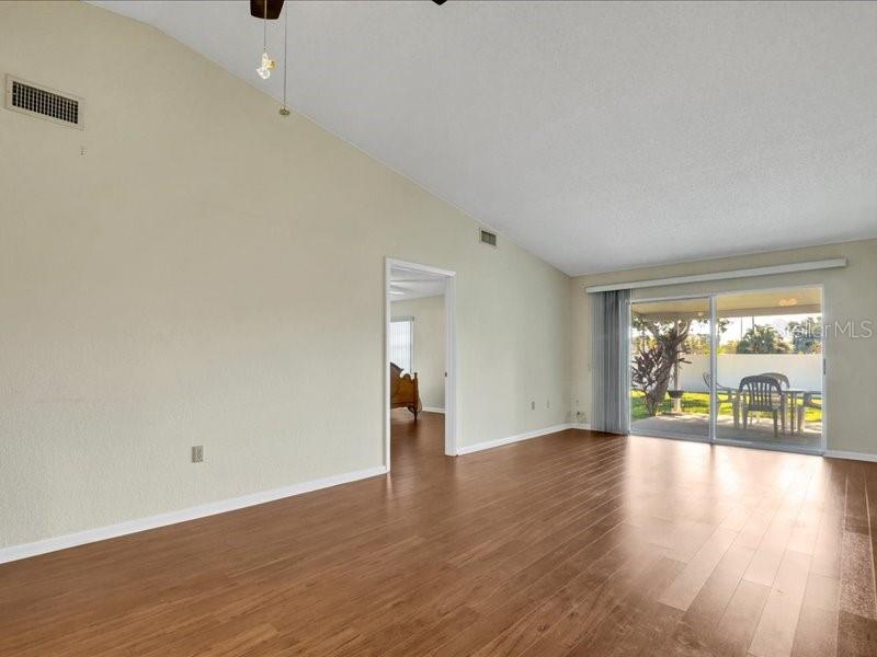 OAKVIEW - Residential